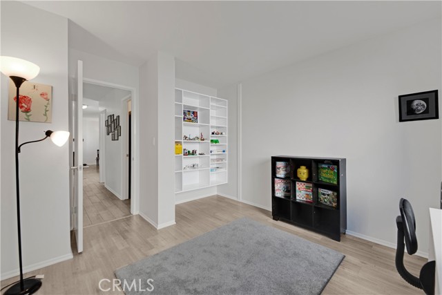 Detail Gallery Image 14 of 40 For 23706 Mill Valley Rd, Valencia,  CA 91355 - 5 Beds | 2/1 Baths