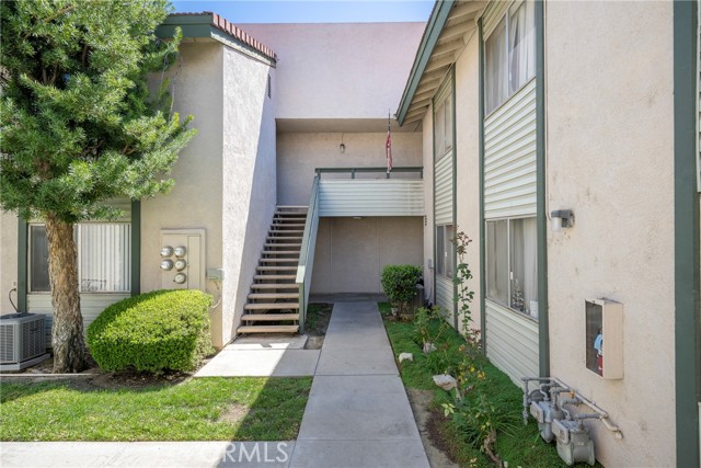Detail Gallery Image 2 of 49 For 2255 Cahuilla Street #122,  Colton,  CA 92324 - 1 Beds | 1/1 Baths