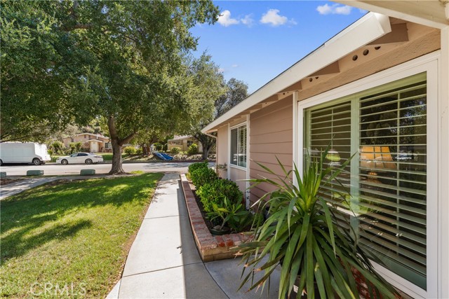 2 Bed Home for Sale in Newhall, California