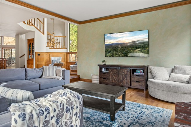 Detail Gallery Image 9 of 52 For 27516 West Shore Rd, Lake Arrowhead,  CA 92352 - 4 Beds | 4 Baths