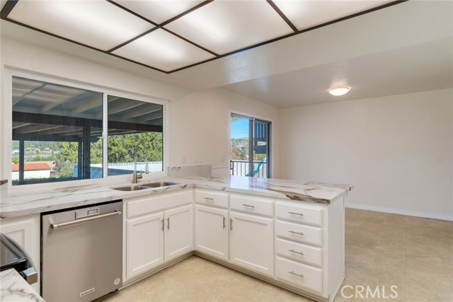 Detail Gallery Image 14 of 50 For 15750 Pounders Dr, Riverside,  CA 92504 - 4 Beds | 3 Baths