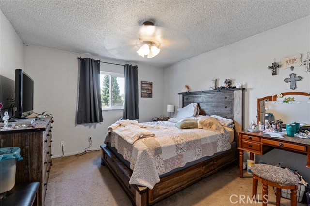 Detail Gallery Image 15 of 29 For 24743 Tropical Dr, Madera,  CA 93638 - 4 Beds | 2 Baths