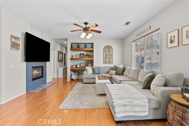 Detail Gallery Image 16 of 48 For 24019 Amphora, Valencia,  CA 91354 - 2 Beds | 2 Baths