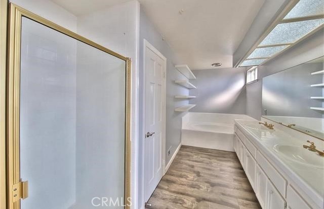 202 10th Street, Huntington Beach CA: https://media.crmls.org/medias/16ad1f07-e490-4cd3-8df0-6ac078c9f922.jpg
