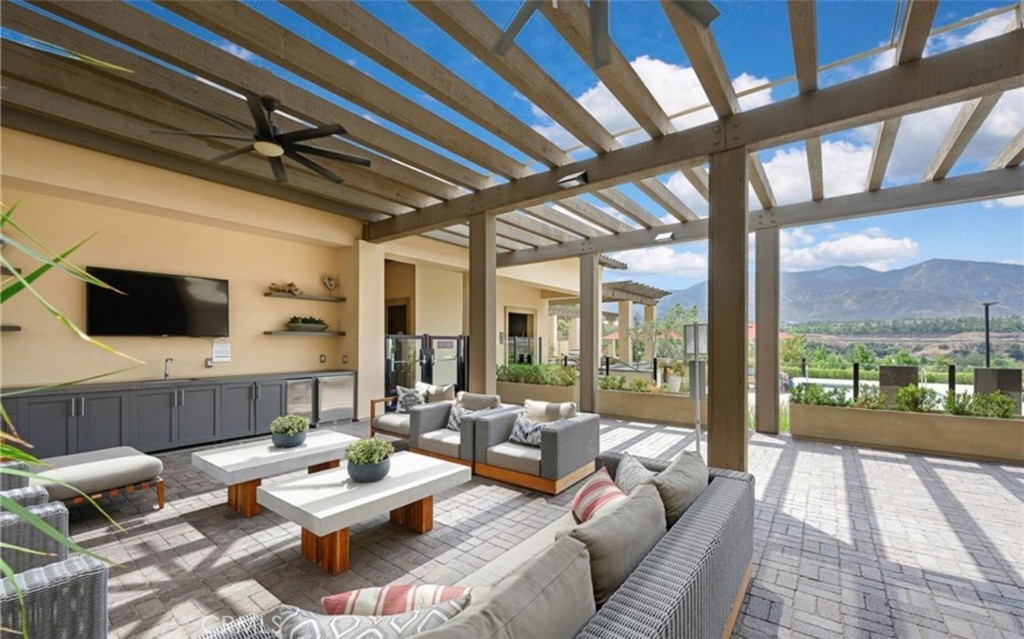 MLS #OC25080974 img 25