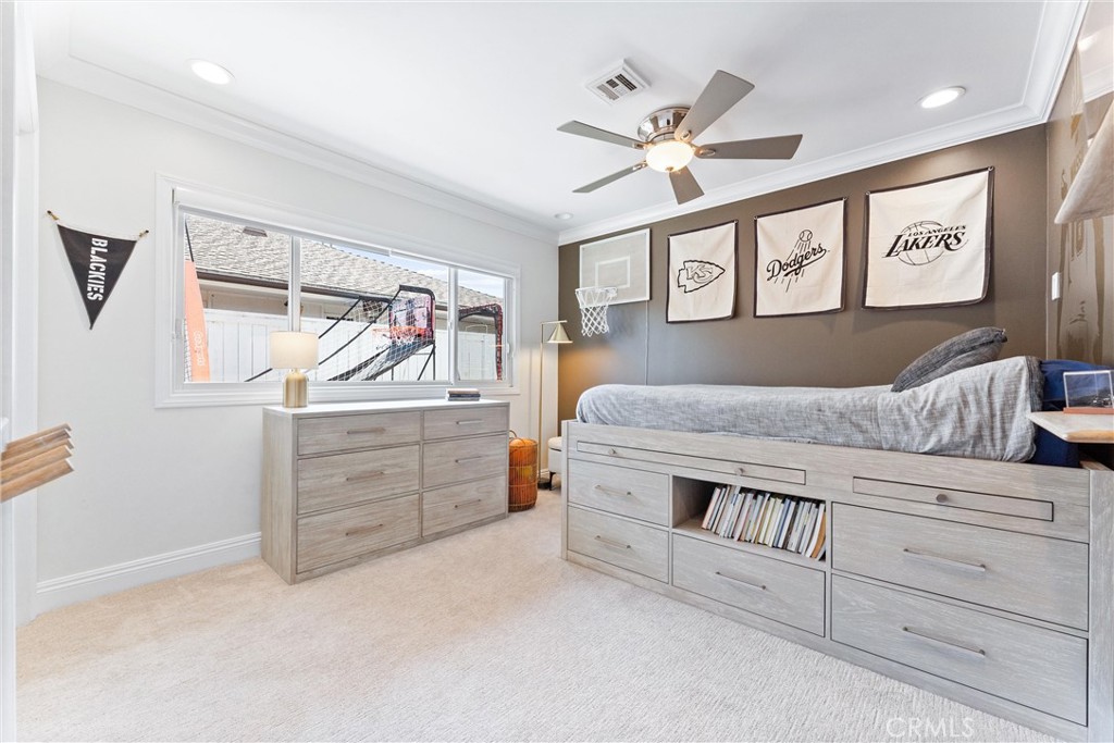 MLS #OC25137424 img 32