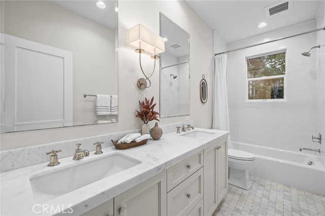 Image 59 of 74 For 15 Vernon  