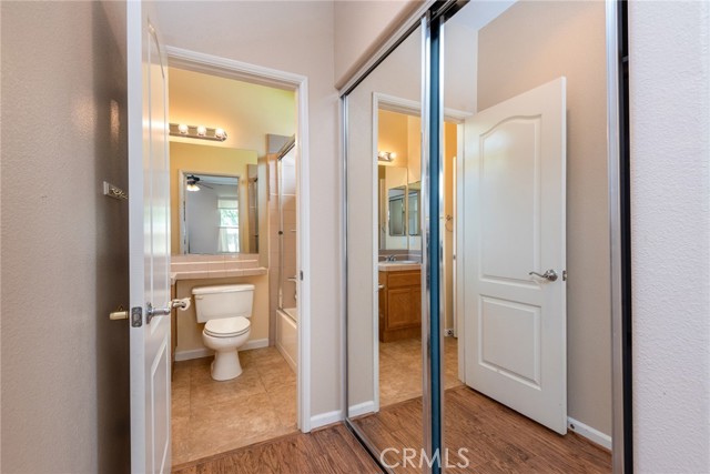 Detail Gallery Image 6 of 39 For 24051 Steelhead Dr, Corona,  CA 92883 - 2 Beds | 2 Baths