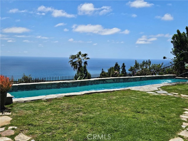 Detail Gallery Image 4 of 73 For 3519 Vigilance Dr, Rancho Palos Verdes,  CA 90275 - 4 Beds | 3 Baths