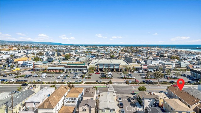 219 32nd Street, Newport Beach CA: https://media.crmls.org/medias/16b0140e-2449-495f-96ca-c9a856afd2eb.jpg
