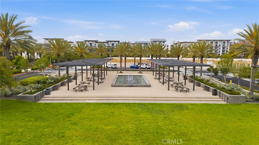 https://media.crmls.org/medias/16b12899-59b6-4e02-b0f8-110523044cbb.jpg?preset=X-Large
