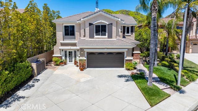 Detail Gallery Image 1 of 55 For 22019 Gold Canyon Dr, Saugus,  CA 91390 - 4 Beds | 2/2 Baths