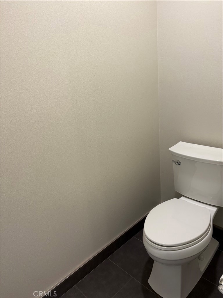 https://media.crmls.org/medias/16b20822-af62-474a-a8fe-1aa944f833db.jpg?preset=X-Large