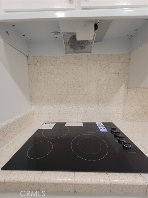 Detail Gallery Image 7 of 12 For 525 Fischer St #4,  Glendale,  CA 91205 - 2 Beds | 1 Baths