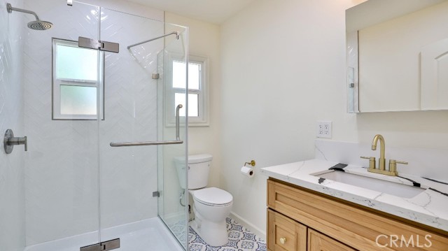 Detail Gallery Image 11 of 18 For 1229 S Garnsey St, Santa Ana,  CA 92707 - 2 Beds | 1 Baths