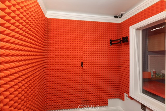 Detail Gallery Image 41 of 50 For 1238 N Kenwood, Burbank,  CA 91505 - – Beds | – Baths