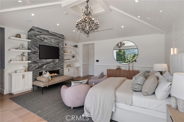 16630 Oldham Place, Encino CA: https://media.crmls.org/medias/16b48536-70a0-4873-8822-88a39923678a.jpg