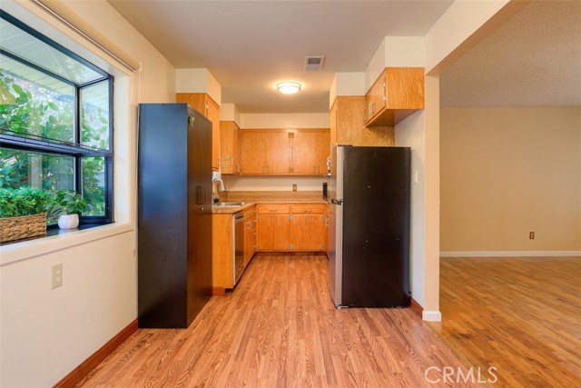 Detail Gallery Image 8 of 33 For 233 Skyline Bld, Oroville,  CA 95966 - 3 Beds | 2 Baths