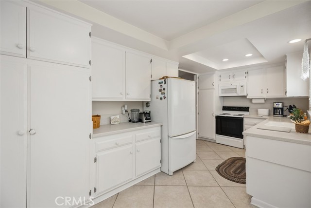 Detail Gallery Image 24 of 52 For 2388 via Mariposa West 3h,  Laguna Woods,  CA 92637 - 3 Beds | 2 Baths