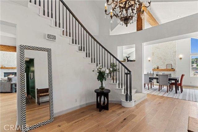 9744 Sweetwater Drive, Agua Dulce CA: https://media.crmls.org/medias/16b5a64f-73ba-447e-a8d3-a433d38f7397.jpg