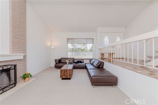Detail Gallery Image 3 of 42 For 12933 Lucas Ln, Cerritos,  CA 90703 - 5 Beds | 3 Baths