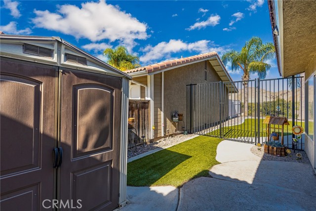 16b6f189 C6e6 43b6 8ccb 060f1cb4dc95