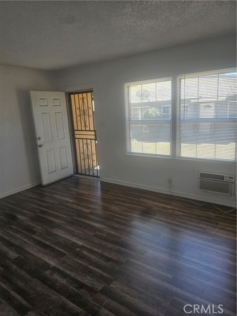 1545 Sepulveda Avenue, San Bernardino CA: https://media.crmls.org/medias/16b80454-ff27-4d2f-9420-7f5a2428a8b3.jpg