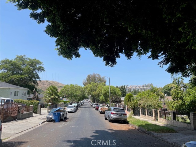 Detail Gallery Image 13 of 13 For 4953 Gambier St #4,  Los Angeles,  CA 90032 - 2 Beds | 1 Baths