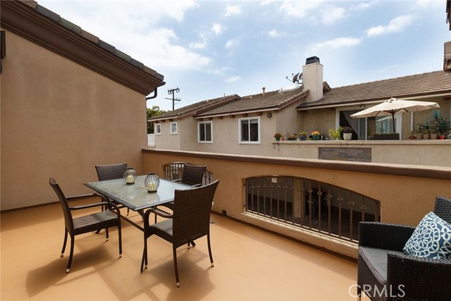 2113 Mathews, Redondo Beach, California 90278, 3 Bedrooms Bedrooms, ,2 BathroomsBathrooms,Residential,Sold,Mathews,SB18126047