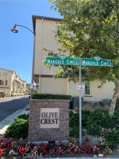 3199 Marigold Circle Diamond Bar, California Diamond Bar new Condo for rent, located in the best school district (Walnut Valley School District), well-managed gated community(Willow Heights), feathers 3 bedrooms and 3.5 Baths, 1662 Sqft, granite kitchen countertops, Washer and Dryer are included. Walking distance to elementary school and H-Mart, 10 minutes to Brea mall and Rowland Heights, near 57 easy to Irvine. Very rare resource, currently ONLY ONE condo for rent in this beautiful gated community, won't last long!