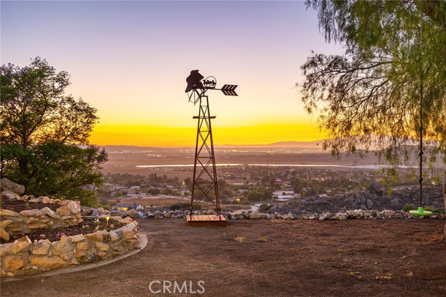 29740 Nogues Road, Nuevo CA: https://media.crmls.org/medias/16b9f838-d908-4f41-9e23-80f8ef60a482.jpg
