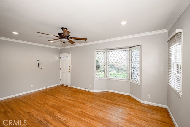 5026 Florinda Avenue, Temple City CA: https://media.crmls.org/medias/16bb03e2-39e5-4160-982a-a286959d1cc3.jpg