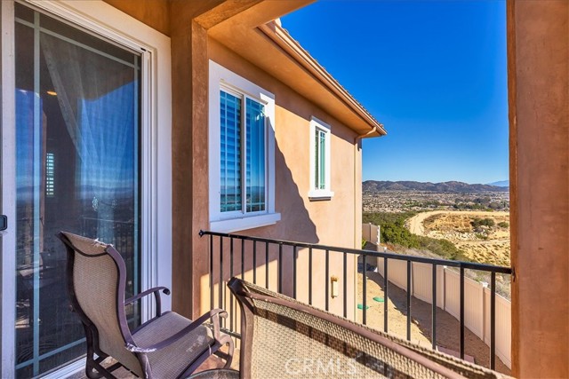 Detail Gallery Image 23 of 74 For 38000 via Vista Grande, Murrieta,  CA 92562 - 5 Beds | 5/2 Baths