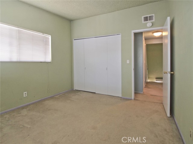 601 S Newhope Street, Santa Ana CA: https://media.crmls.org/medias/16bb9754-7b8d-4f67-a6cc-350163d066c2.jpg