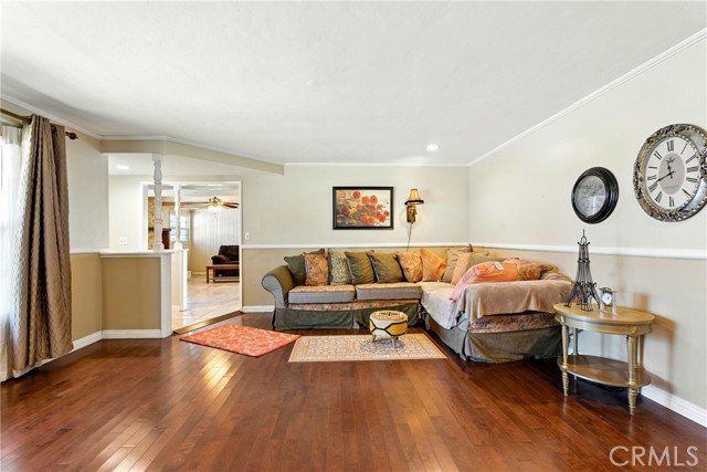 804 Naples Street, Monrovia CA: https://media.crmls.org/medias/16bba5a7-6e6f-4ee9-af20-83f9d3591778.jpg