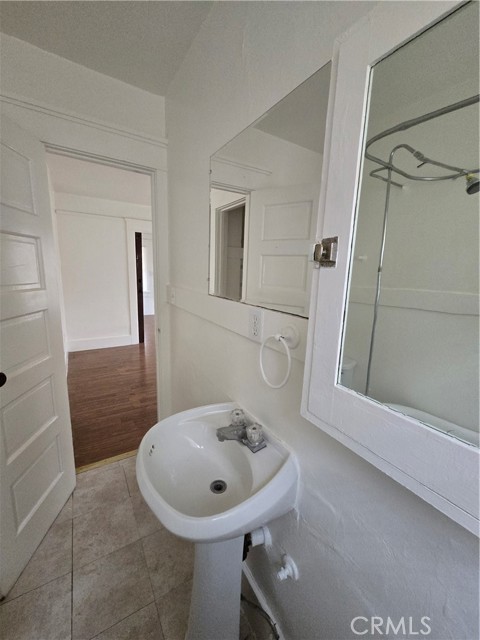 Detail Gallery Image 14 of 24 For 310 W Walnut, Santa Ana,  CA 92701 - 1 Beds | 1 Baths