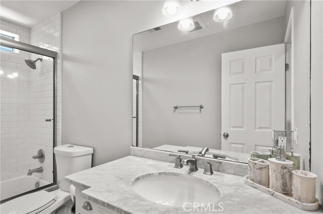 8311 Topeka Drive photo 32