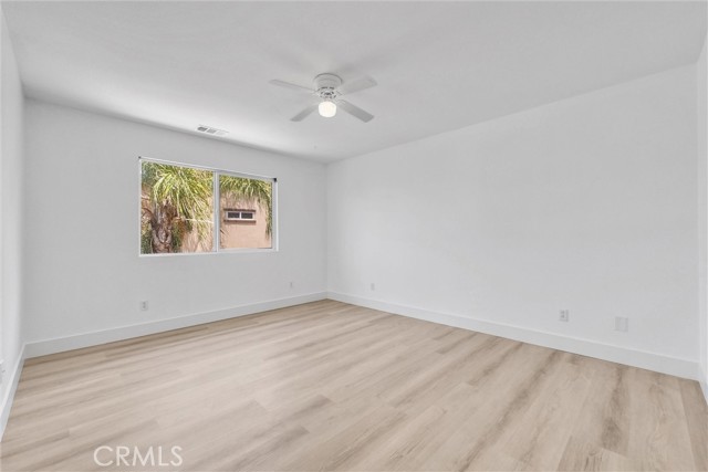 6556 Wells Springs Street, Eastvale CA: https://media.crmls.org/medias/16bd9cc5-0698-4443-94a1-6b73d6f039bd.jpg