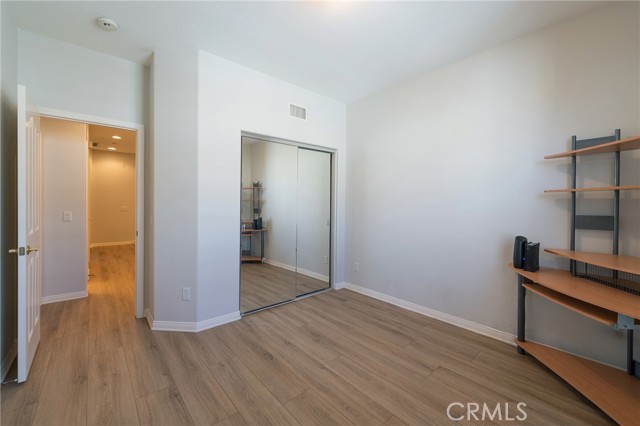 Detail Gallery Image 26 of 49 For 6267 Pacific Pointe Dr, Huntington Beach,  CA 92648 - 3 Beds | 2/1 Baths