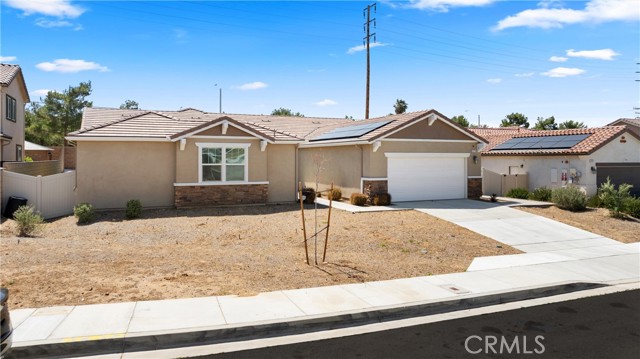 41719 Wayladn Court, Lancaster CA: https://media.crmls.org/medias/16be63fd-efd6-42b6-bcca-c2874c3c49ff.jpg