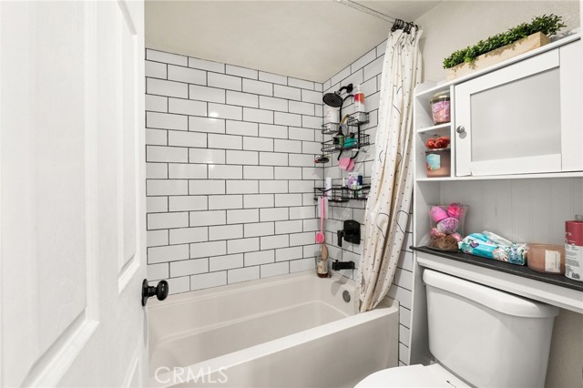 Detail Gallery Image 16 of 31 For 11355 Larchwood, Fontana,  CA 92337 - 3 Beds | 2 Baths