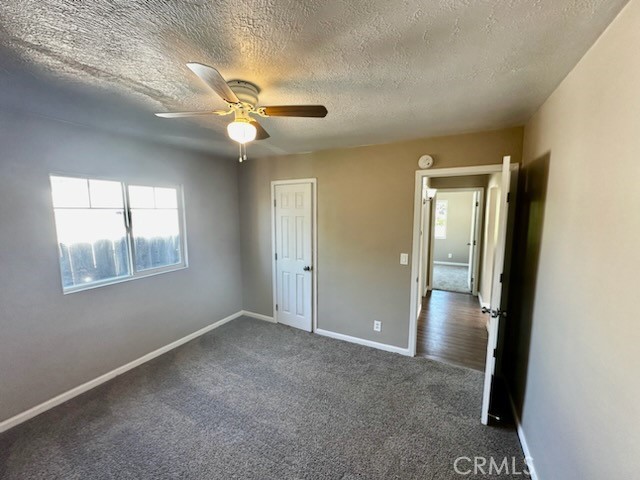 Detail Gallery Image 13 of 24 For 2707 2707 1/2 Center St, Bakersfield,  CA 93306 - 3 Beds | 2 Baths