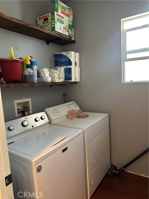 3913 Manquelo Court, Perris CA: https://media.crmls.org/medias/16bfc49d-83b0-4c21-9dc2-a3ca41b03e57.jpg