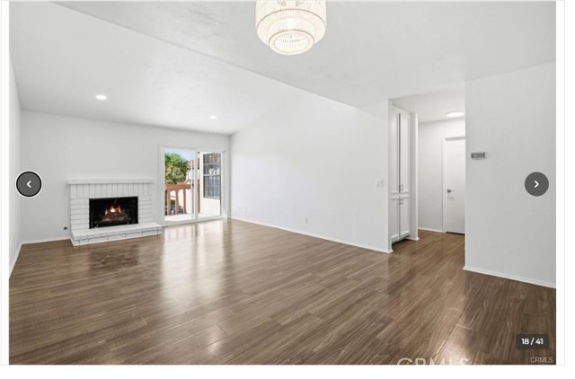 Front Image Thumbnail for CRWS26086074