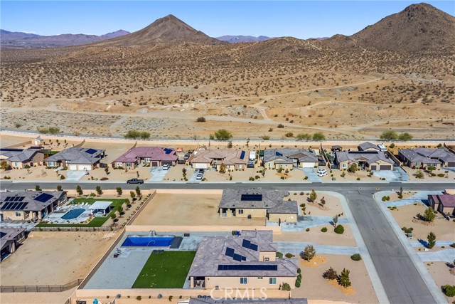 19526 Javelina, Apple Valley CA: https://media.crmls.org/medias/16c00b56-bbe8-4054-a130-560793b7cf57.jpg