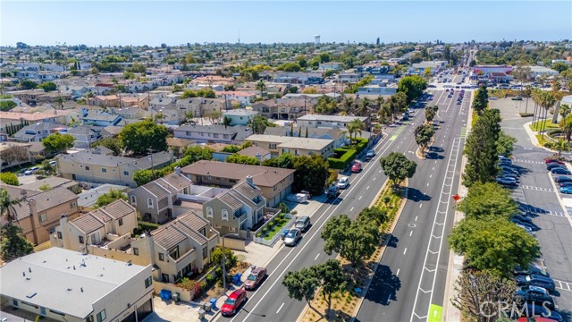 2012 Manhattan Beach Boulevard, Redondo Beach, California 90278, 2 Bedrooms Bedrooms, ,2 BathroomsBathrooms,Residential,For Sale,Manhattan Beach Boulevard,PV25192906