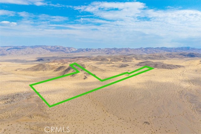 67859 Valle Vista Road, 29 Palms CA: https://media.crmls.org/medias/16c0596f-04c3-4e6a-8cec-453cb20c02f6.jpg