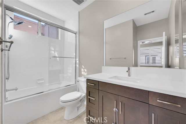 Detail Gallery Image 18 of 31 For 177 Terrapin, Irvine,  CA 92618 - 4 Beds | 4/1 Baths