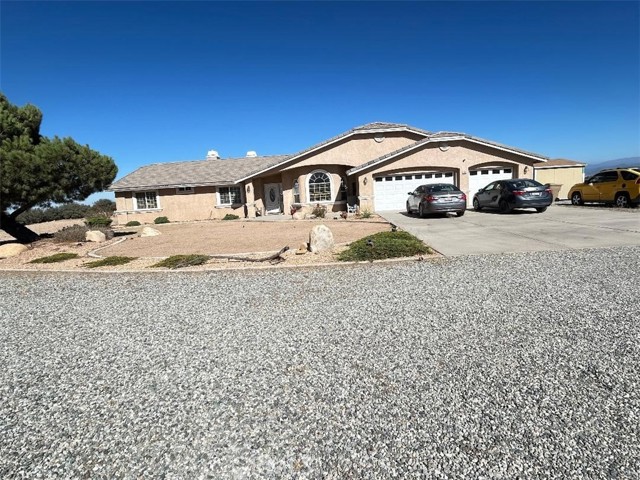 10928 Lantry Ln, Oak Hills, CA 92344 photo 8