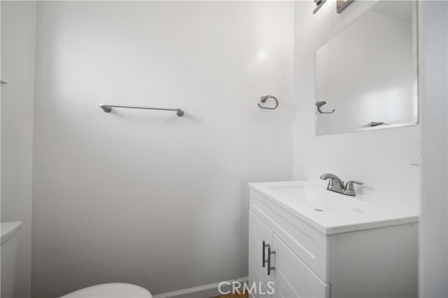 8627 Elizabeth Lake Road, Leona Valley CA: https://media.crmls.org/medias/16c18b3f-6d18-4def-8781-1abeddf9c4a1.jpg
